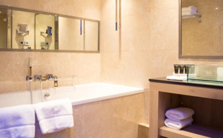Hotel Daria-I-Nor, Alpe d'Huez, Bathroom